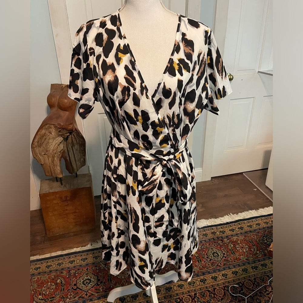 SHEIN Plus Allover Print Self Tie A-line Dress in Animal Print Leopard 0XL 12 - Picture 5 of 13